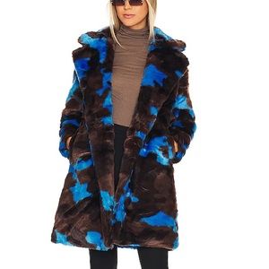 NWT APPARIS faux fur camo coat